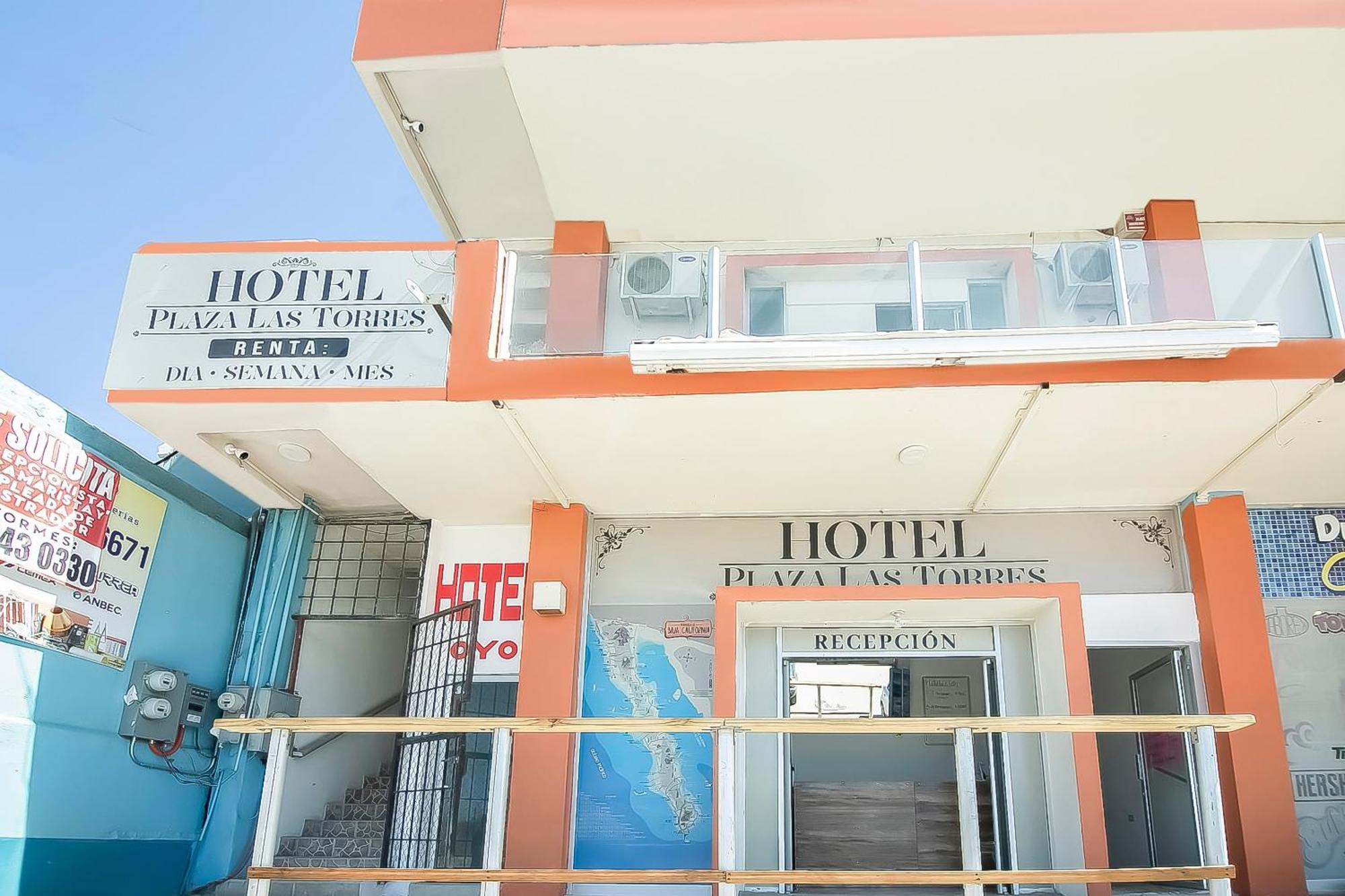 Oyo Hotel Plaza Las Torres, Cabo San Lucas Esterno foto